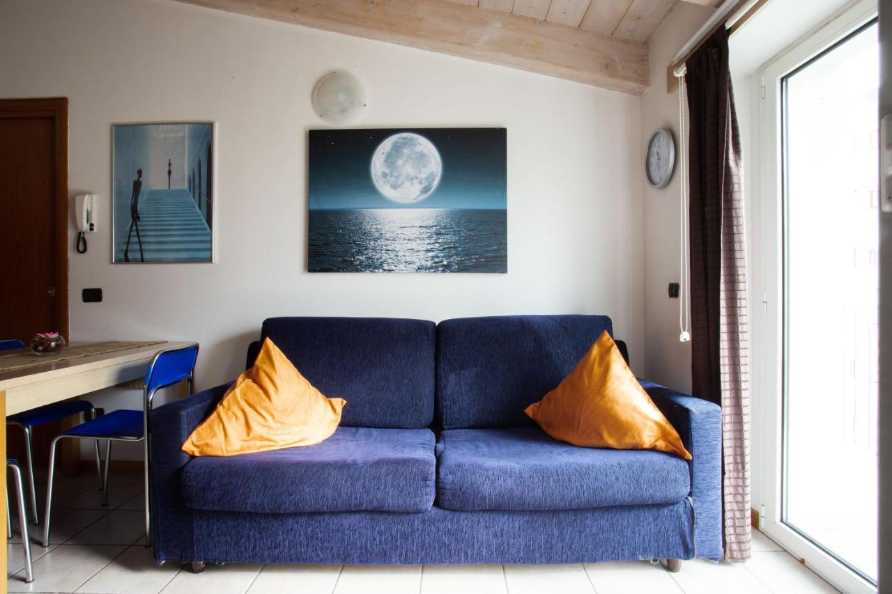 Casa Vacanze Valeria ซอนดริโอ ภายนอก รูปภาพ