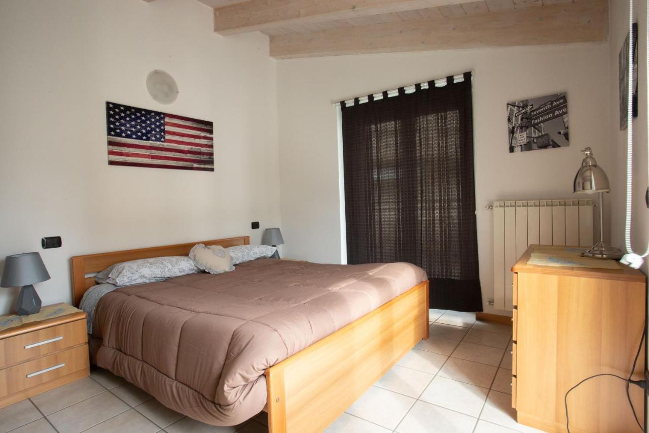 Casa Vacanze Valeria ซอนดริโอ ภายนอก รูปภาพ