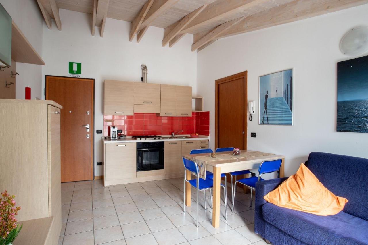 Casa Vacanze Valeria ซอนดริโอ ภายนอก รูปภาพ