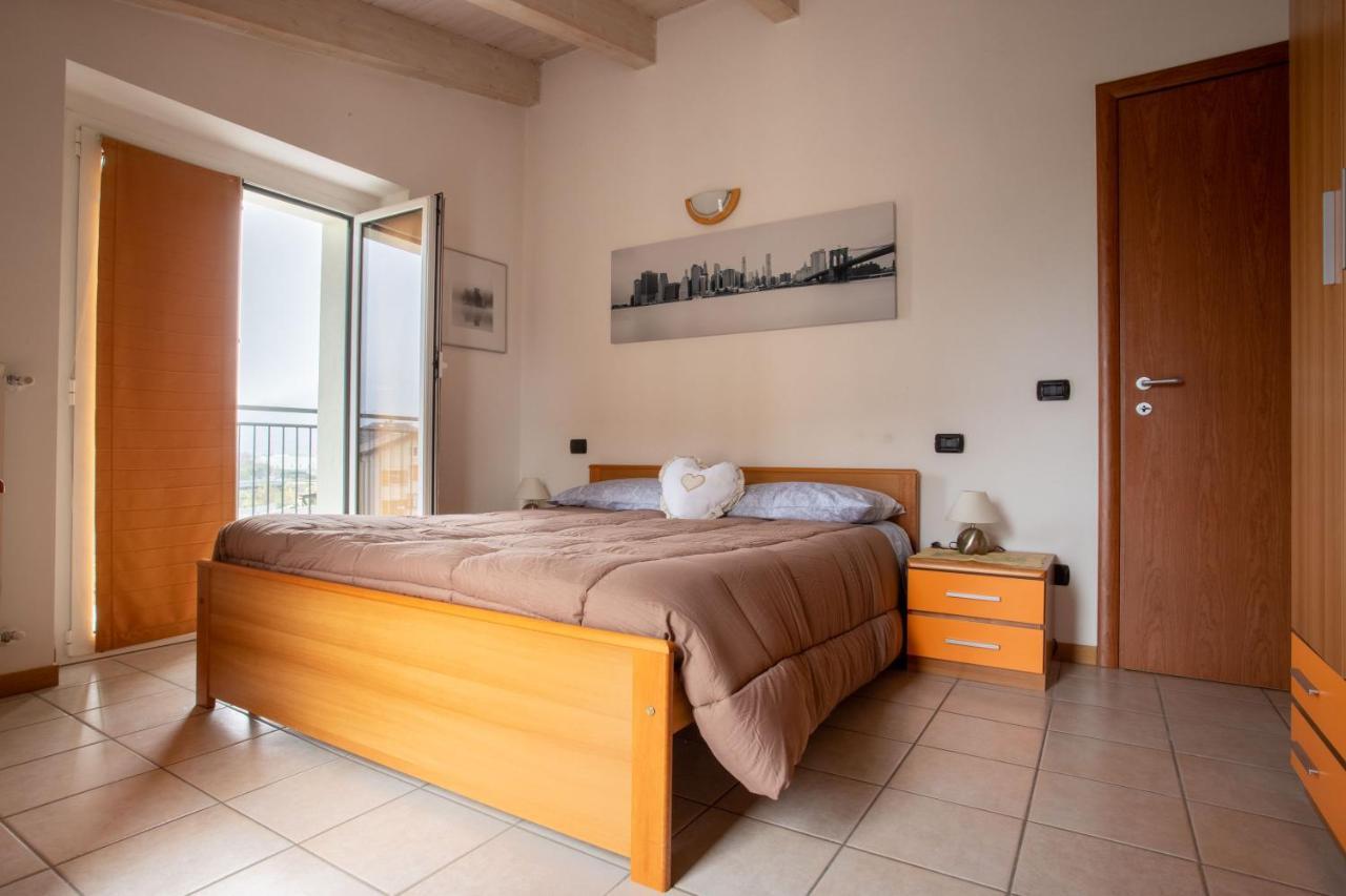 Casa Vacanze Valeria ซอนดริโอ ภายนอก รูปภาพ